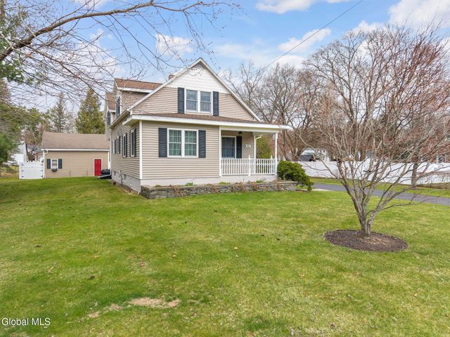 3009 Sunset Lane, Guilderland, NY 12303