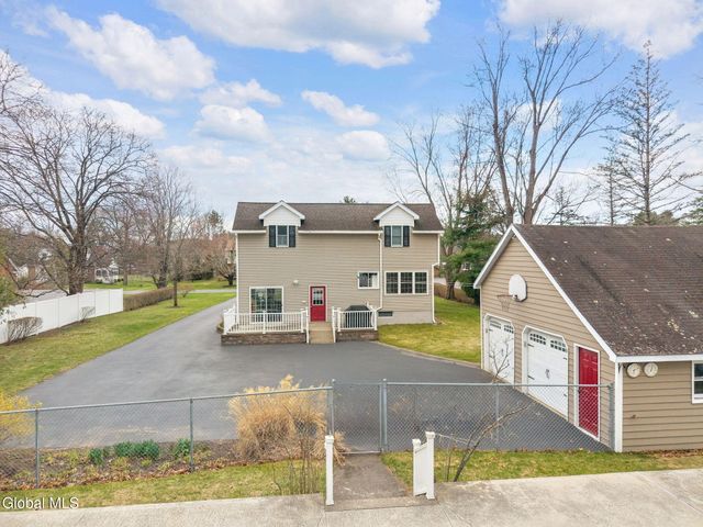 3009 Sunset Lane, Guilderland, NY 12303