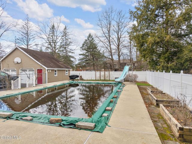 3009 Sunset Lane, Guilderland, NY 12303
