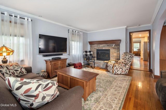 3009 Sunset Lane, Guilderland, NY 12303