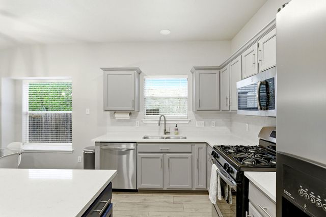 602 Stallion DR, Cedar Park, TX 78613