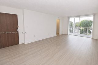 486 NW 165th St Rd B-301, Miami, FL 33169