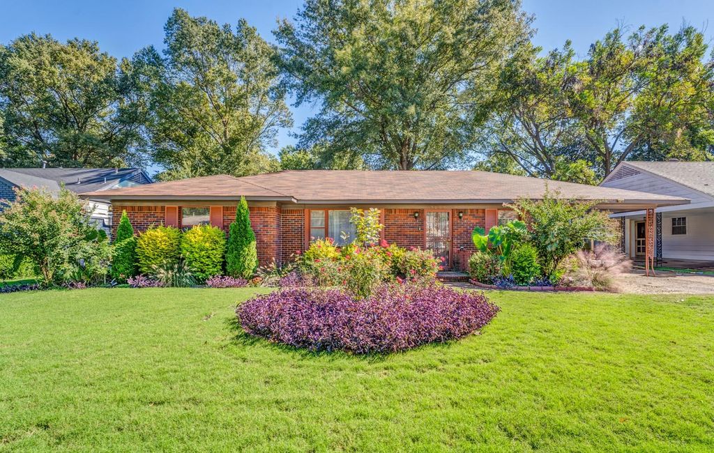 5067 GINGER CIR, Memphis, TN 38118