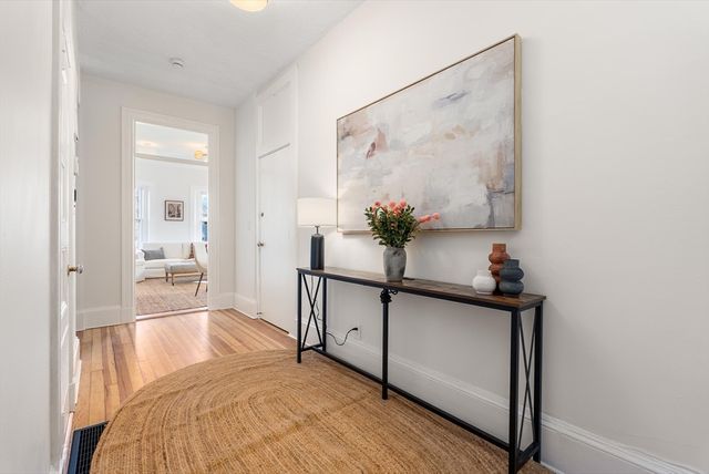 1874 Beacon St 4, Brookline, MA 02445