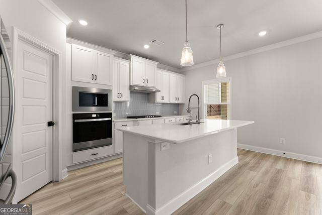 6109 Black Pear Lane, Gainesville, GA 30506