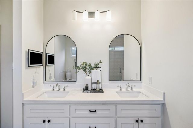 1329 Richelieu Lane, Houston, TX 77018