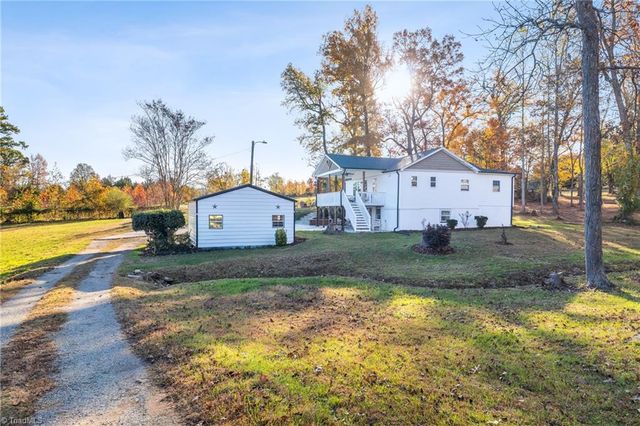 5988 Weant Road, High Point, NC 27263