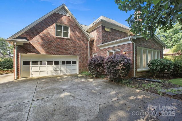 8011 Greencastle Drive, Charlotte, NC 28210