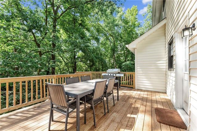 217 Skyland Drive, Roswell, GA 30075