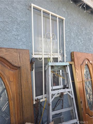 10604 Weigand Avenue, Los Angeles, CA 90002