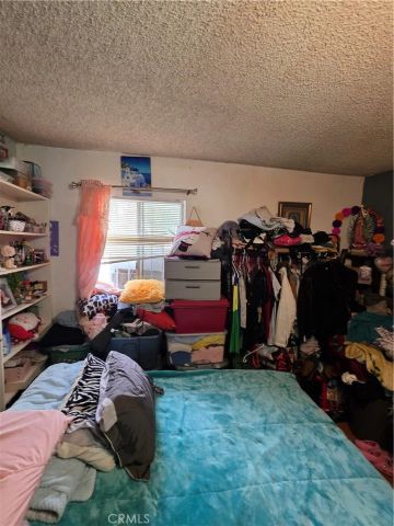 10604 Weigand Avenue, Los Angeles, CA 90002