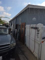 10604 Weigand Avenue, Los Angeles, CA 90002