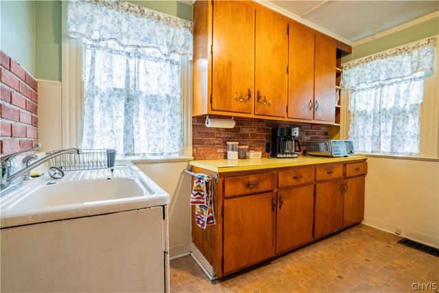 519 Broadway Street, Oneida, NY 13421