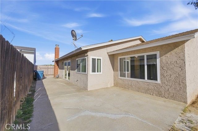 7035 Batavia Way, Riverside, CA 92586