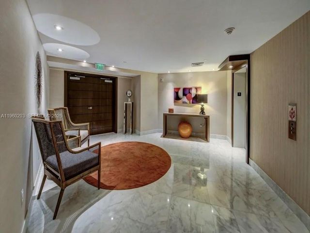 200 Biscayne Boulevard Way 501, Miami, FL 33131