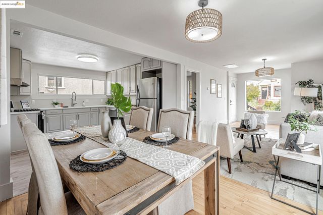 725 E 21St St, Oakland, CA 94606