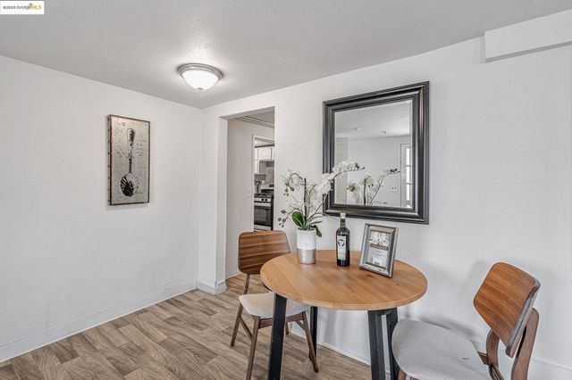 725 E 21St St, Oakland, CA 94606