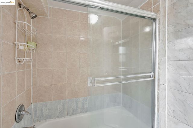 725 E 21St St, Oakland, CA 94606