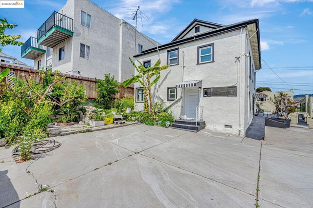 725 E 21St St, Oakland, CA 94606