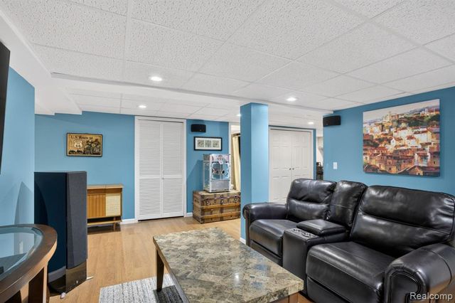 1352 Georgia Avenue, Marysville, MI 48040