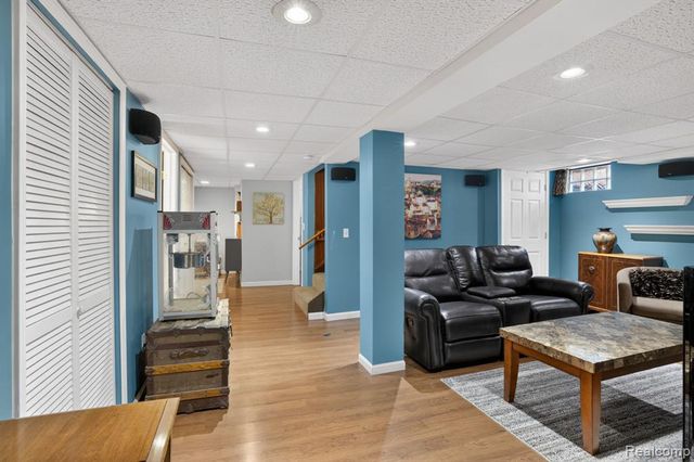 1352 Georgia Avenue, Marysville, MI 48040