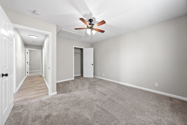 214 Grant Ave, Oak Grove, KY 42262