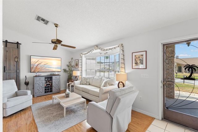 8804 NAPA LOOP, New Port Richey, FL 34653