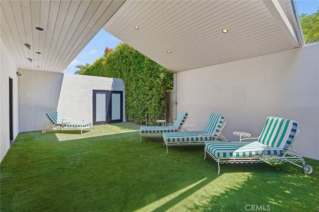 425 N Alfred 2, West Hollywood, CA 90048
