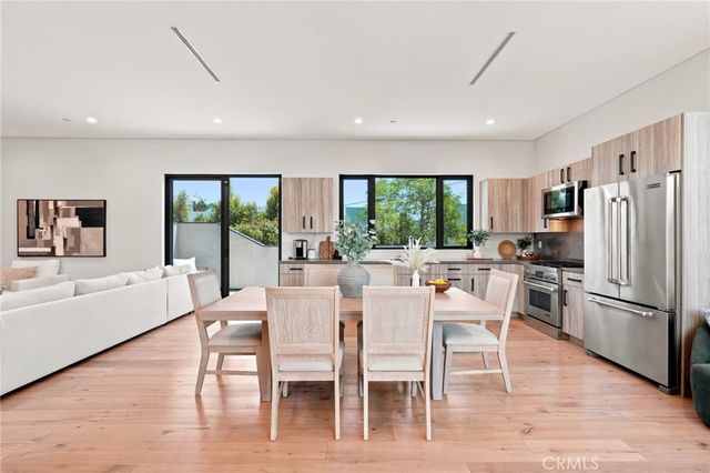 425 N Alfred 2, West Hollywood, CA 90048