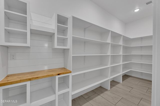 13014 BUCKLEBURY, El Paso, TX 79928