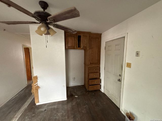 351 Allsup, San Antonio, TX 78237