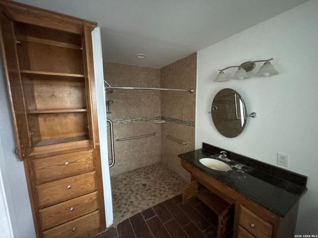 351 Allsup, San Antonio, TX 78237