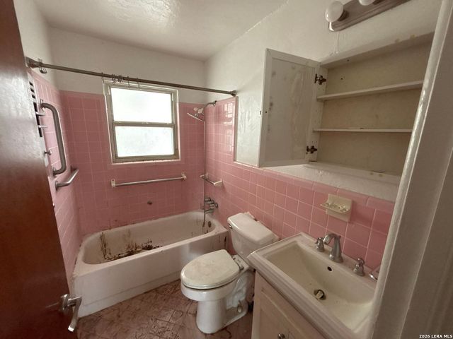 351 Allsup, San Antonio, TX 78237