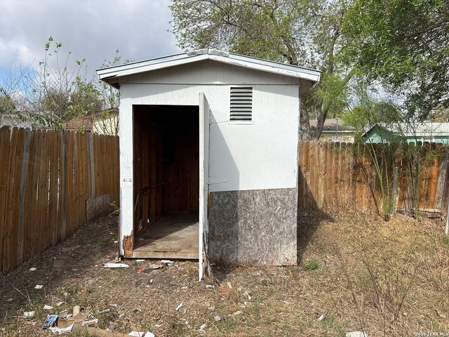 351 Allsup, San Antonio, TX 78237