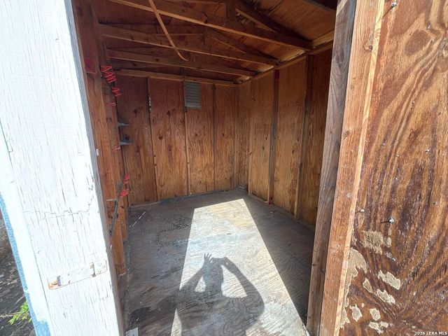 351 Allsup, San Antonio, TX 78237