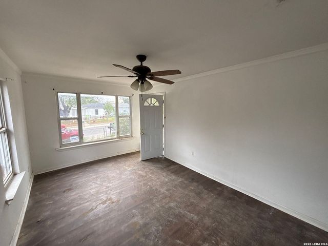 351 Allsup, San Antonio, TX 78237