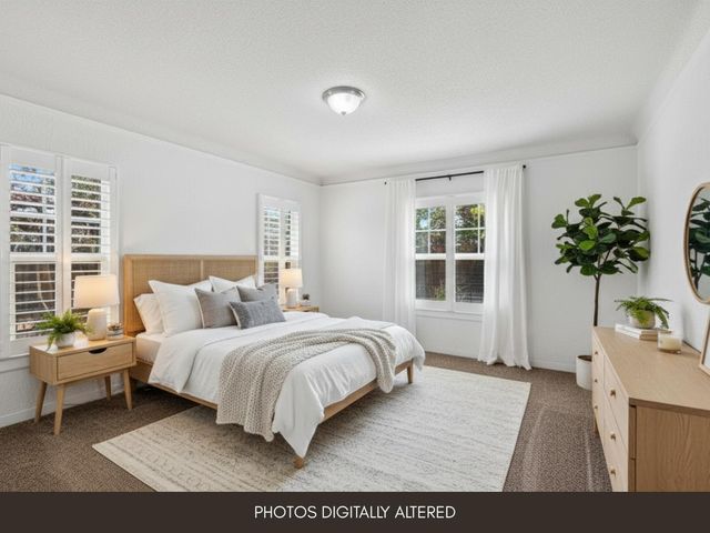 256 N Sierra Vista Avenue, Fresno, CA 93702