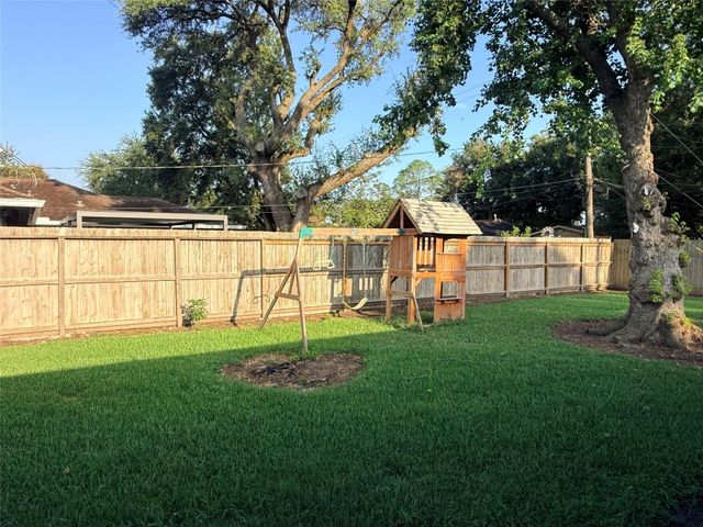 8506 Glenbrae Street, Houston, TX 77061