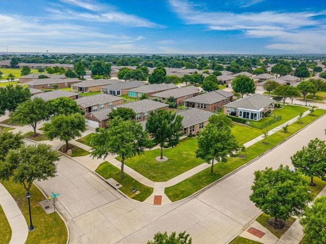 7975 Estancia Drive, Frisco, TX 75036