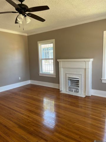 2830 Fairfields Ave, Baton Rouge, LA 70802