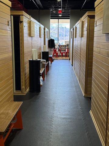 301 Newbury St, Danvers, MA 01923