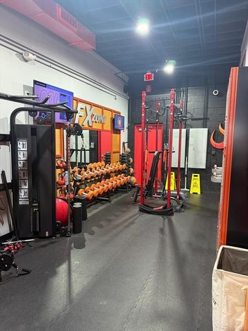 301 Newbury St, Danvers, MA 01923