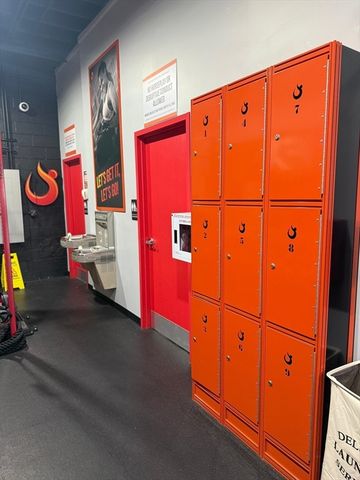 301 Newbury St, Danvers, MA 01923