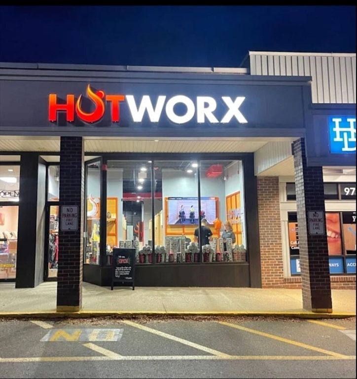 301 Newbury St, Danvers, MA 01923