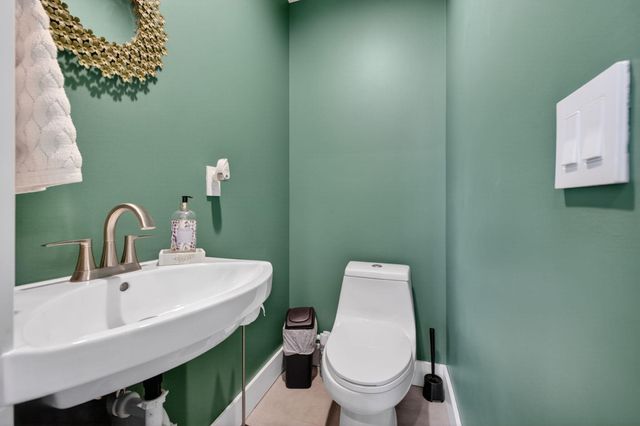 3250 NE 12th Street 6, Pompano Beach, FL 33062