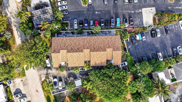 3250 NE 12th Street 6, Pompano Beach, FL 33062
