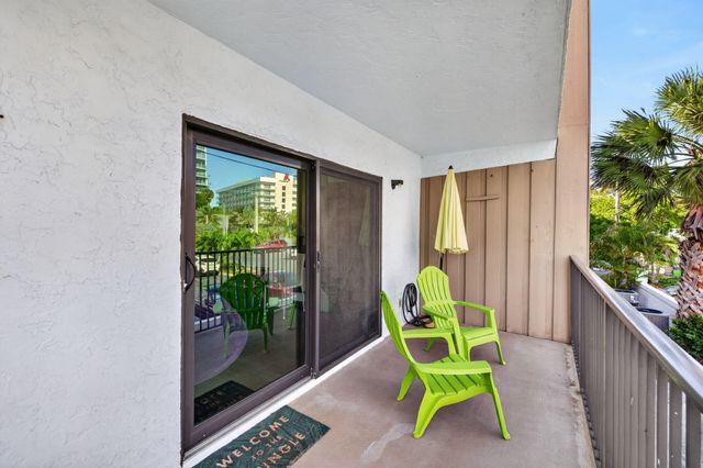 3250 NE 12th Street 6, Pompano Beach, FL 33062
