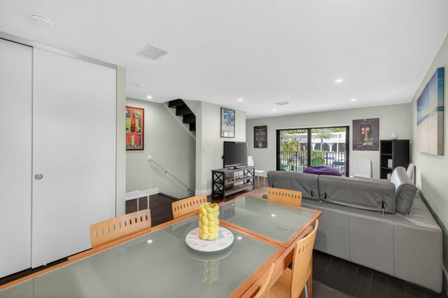 3250 NE 12th Street 6, Pompano Beach, FL 33062