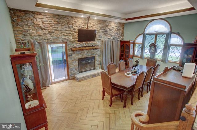 2013 CASTLEGREEN CT, Greencastle, PA 17225