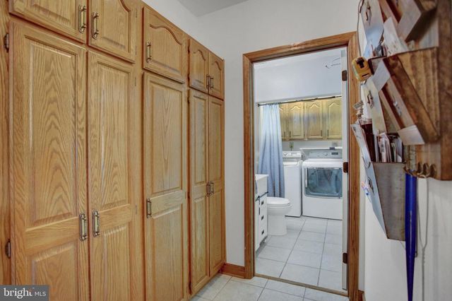 2013 CASTLEGREEN CT, Greencastle, PA 17225